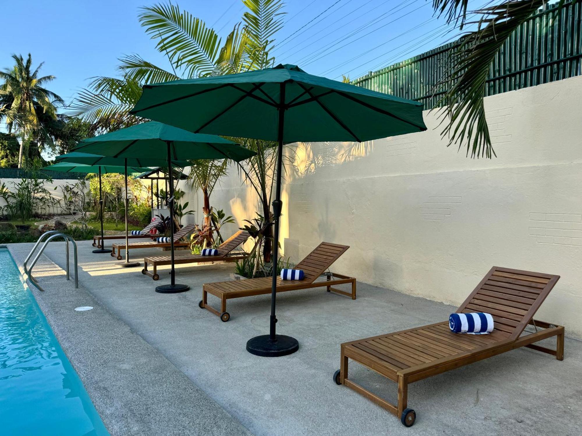 La Planta Hotel And Restaurant, Inc. Bais Ngoại thất bức ảnh