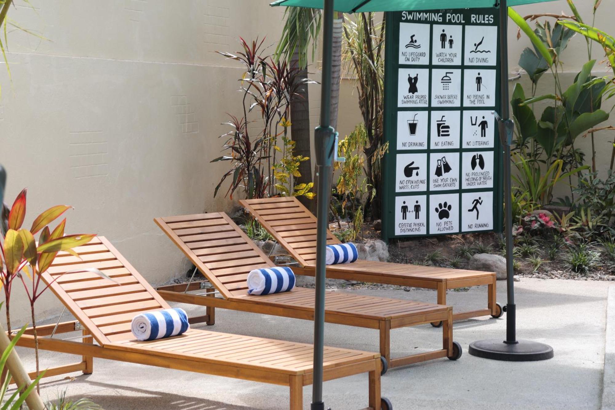 La Planta Hotel And Restaurant, Inc. Bais Ngoại thất bức ảnh