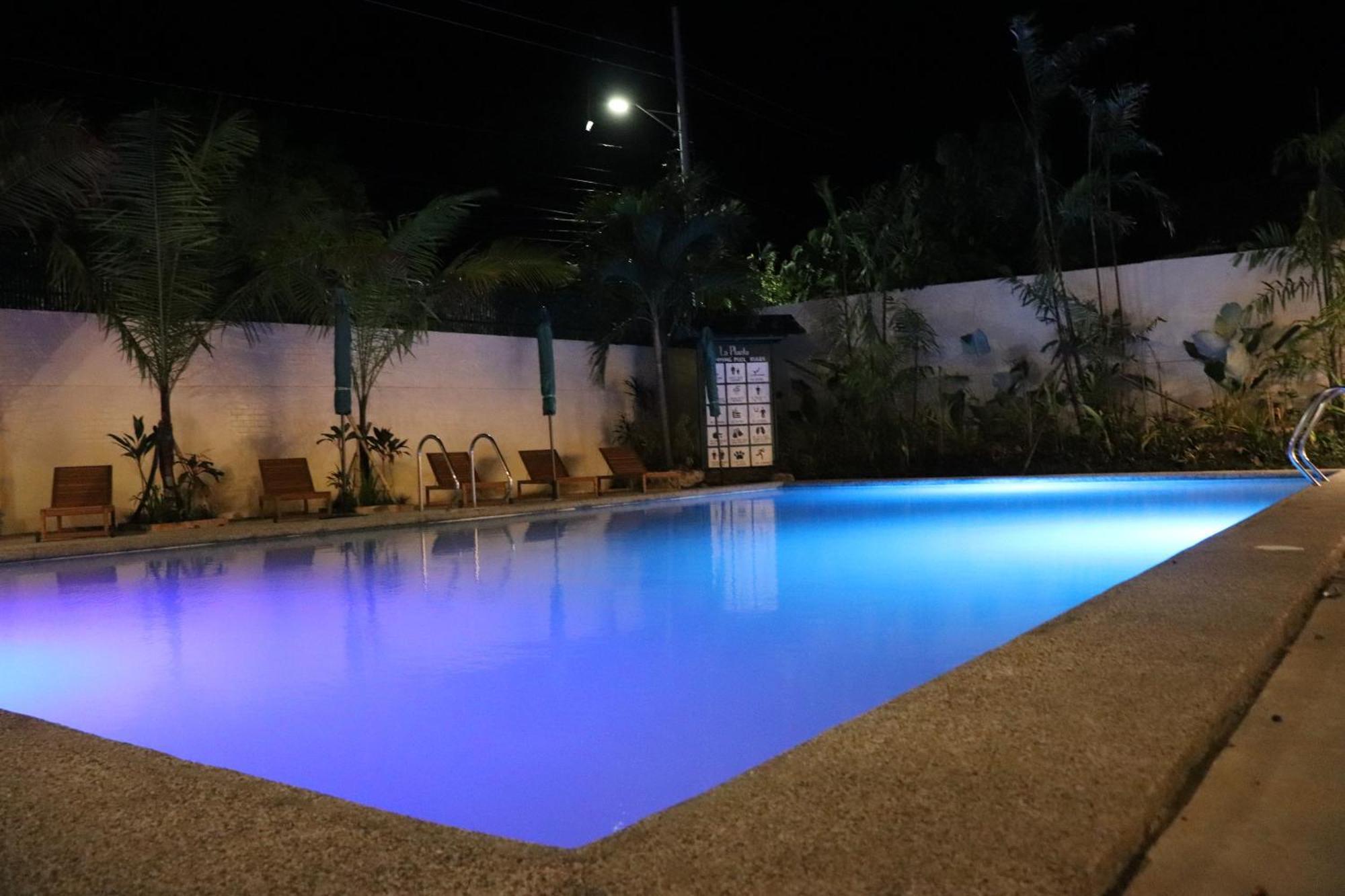 La Planta Hotel And Restaurant, Inc. Bais Ngoại thất bức ảnh