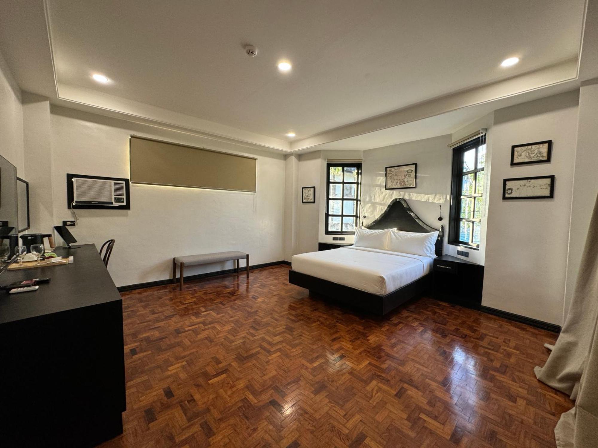 La Planta Hotel And Restaurant, Inc. Bais Ngoại thất bức ảnh